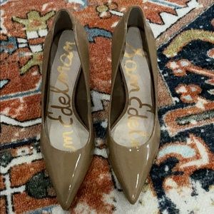 Sam Edelman size 7.5 nude heel